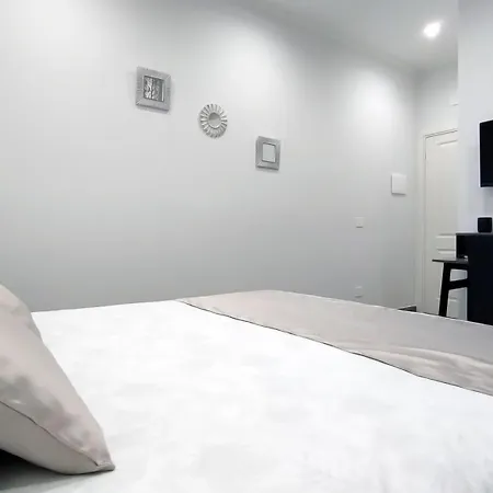Black Horse Bed & Breakfast *